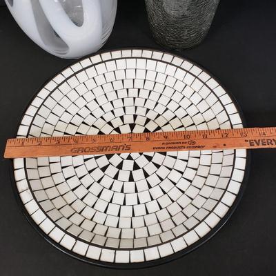 LOT 94: Vintage Handmade in Poland Watra Alicja Art Glass Vase 15.5", Crackle glass & Mosaic Console Bowl Made in Denmark