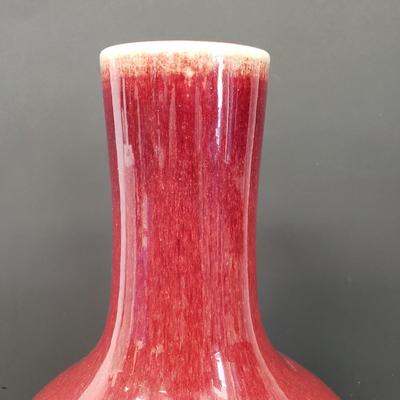 LOT 98: Chinese Sang de Beouf Oxblood Glazed Vase
