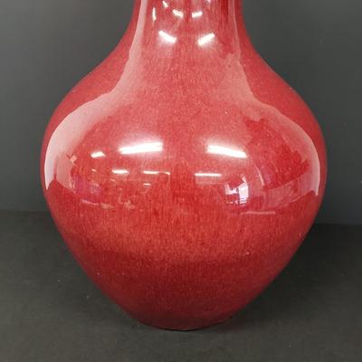 LOT 98: Chinese Sang de Beouf Oxblood Glazed Vase