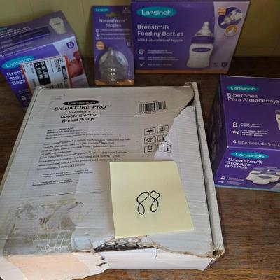 Breast feeding kit