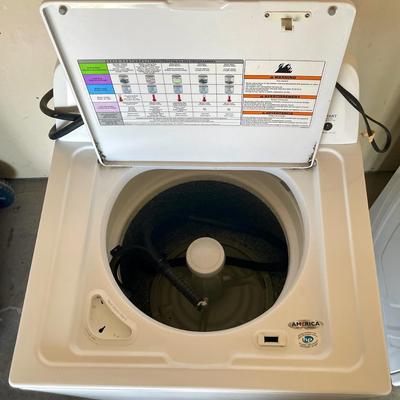 Amana Clothes Washing Machine