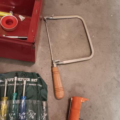 METAL TOOL BOX WITH SHELF AND A VARIETY OF HAND TOOLS