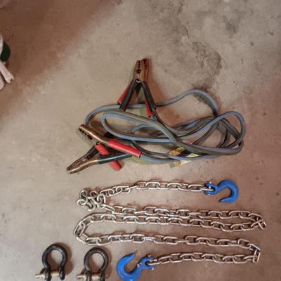 2 TOW CHAINS AND JUMPER CABLES