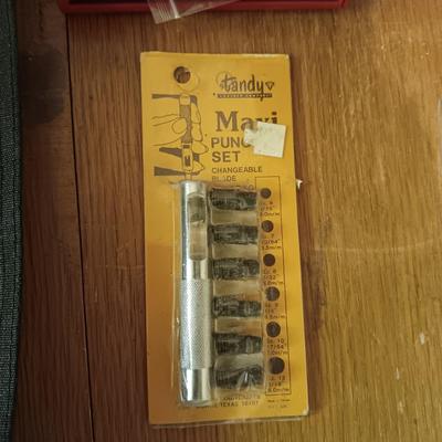 TANDY PUNCH SET, CHISELS, PRECISION TOOLS & DRILL BITS