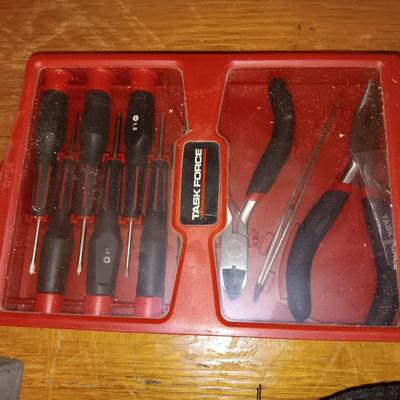 TANDY PUNCH SET, CHISELS, PRECISION TOOLS & DRILL BITS