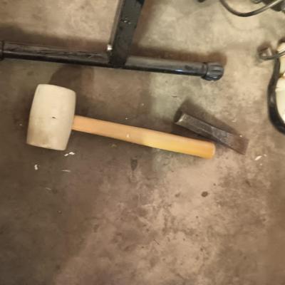 TABLE SAW ROLLER, CLAMPS, CIRCULAR SAW, KNEE PADS AND MORE