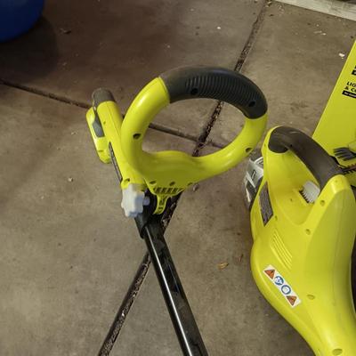 RYOBI CORDLESS WEED CUTTER, LEAF BLOWER, EDGER AND MORE