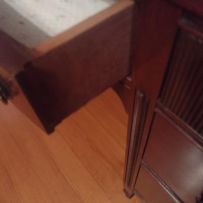Vintage Mahogany Vanity Dresser with Mirror