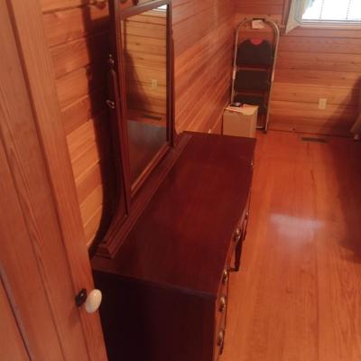 Vintage Mahogany Vanity Dresser with Mirror