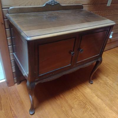 Vintage Queen Ann Style Double Door Sideboard