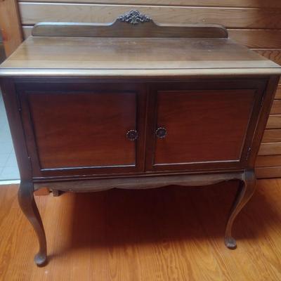 Vintage Queen Ann Style Double Door Sideboard
