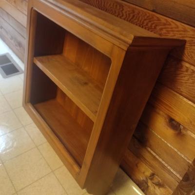 Oak Wood Wall Shelf with Towel Rod