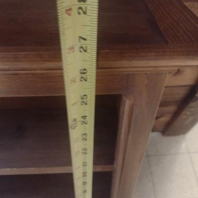 Oak Wood Wall Shelf with Towel Rod