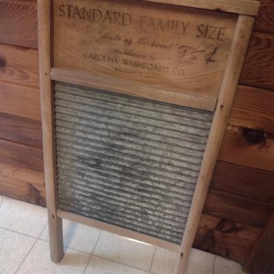 Carolina Washboard Co. Raleigh, NC Standard Family Size Washboard