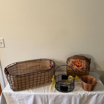 Decorative Baskets (G)