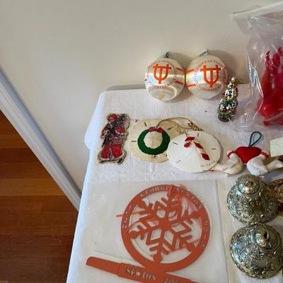 Christmas Decorations (G)