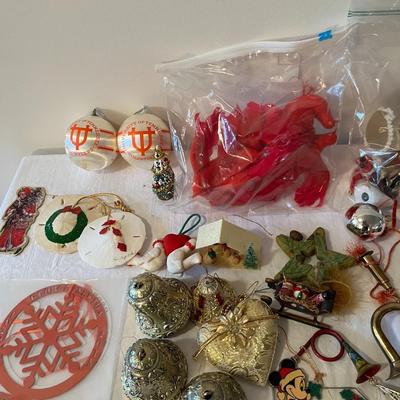 Christmas Decorations (G)