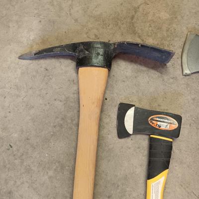 TRENCH DIGGER, HATCHET AND AXE