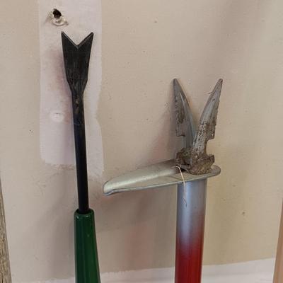 YARD TOOLS (2)
