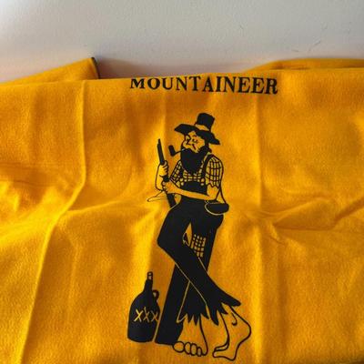 Tuscola Mountaineer Wrestling Blanket (G)