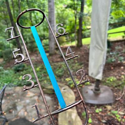 Metal Spiral Wind Twirler & More Colorful Yard Art (BY-RG)