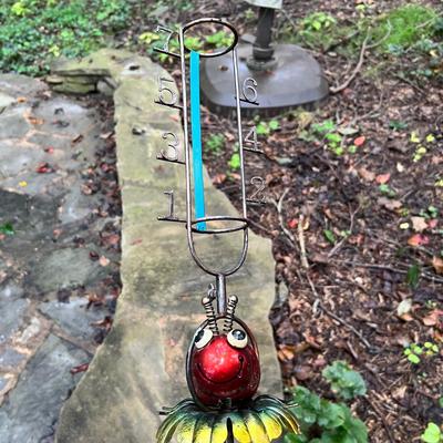 Metal Spiral Wind Twirler & More Colorful Yard Art (BY-RG)