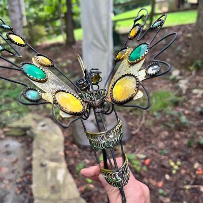 Metal Spiral Wind Twirler & More Colorful Yard Art (BY-RG)