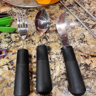 Colorful Kitchen Utensils (K-SS)