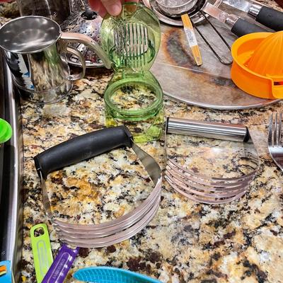 Colorful Kitchen Utensils (K-SS)