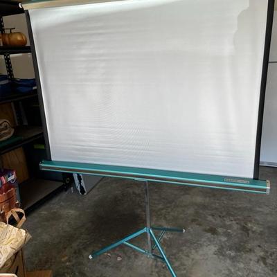 Kodak Slide Carousel Projector Model 860H and Da-Lite Silver Screen (G)