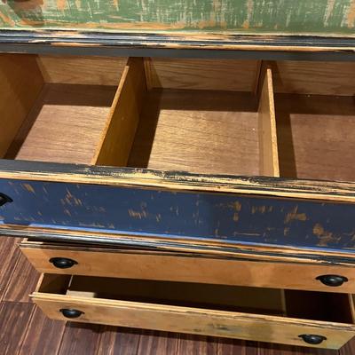 Cherokee Furniture Co. Multicolor Six Drawer Chest of Drawers (BLR-MG)