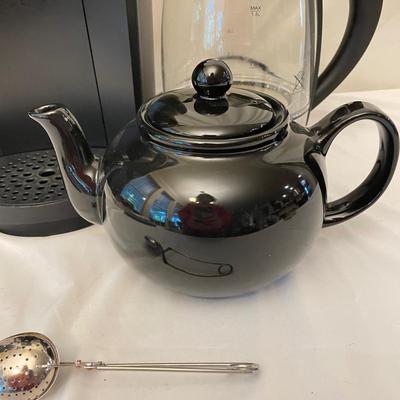 Keurig Coffee Maker & Chefman Electric Kettle (K-SS)