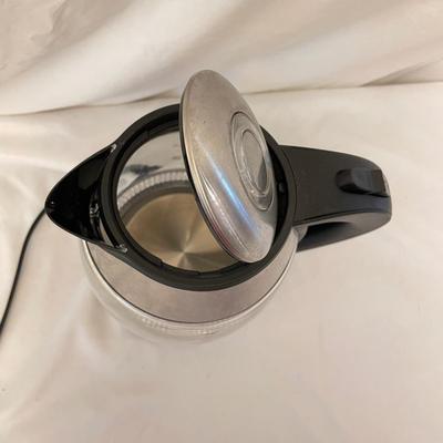 Keurig Coffee Maker & Chefman Electric Kettle (K-SS)