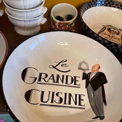 French themed bowls