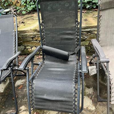 Four Zero Gravity Chairs (BW-RG)