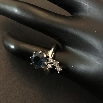 Beautiful very nice silver tone adjustable ring