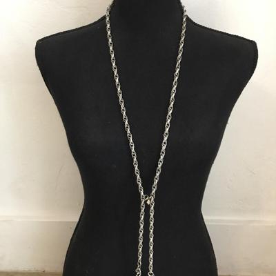 Beautiful Sarah Coventry, vintage necklace, silver toned