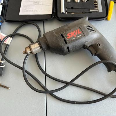 Assorted Hand Tools and Fasteners (G)