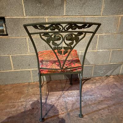 Wrought Iron Glass Top Table With Four Matching Chairs (BW-MG)