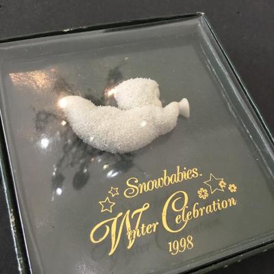 Vintage department, 56 snow babies winter celebration brooch