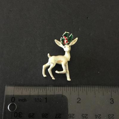 Vintage white enamel Christmas holiday reindeer, pin brooch