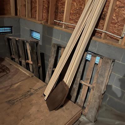 Selection of Dimensional Lumber (BW-MG)