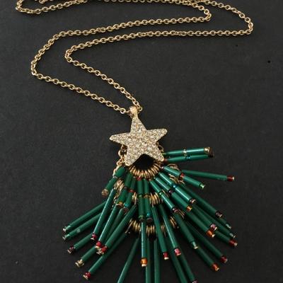 Super cute long Christmas tree necklace, gold tone with rhinestone star pendant