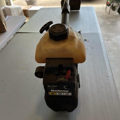 Bolens Curved Shaft Weed Eater UNTESTED (G)
