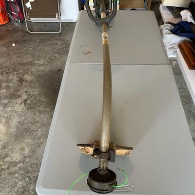 Bolens Curved Shaft Weed Eater UNTESTED (G)