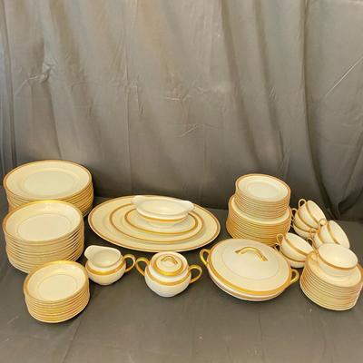 12-Person Noritake Halcyon China Set (LR-SS)