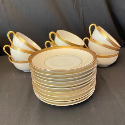 12-Person Noritake Halcyon China Set (LR-SS)
