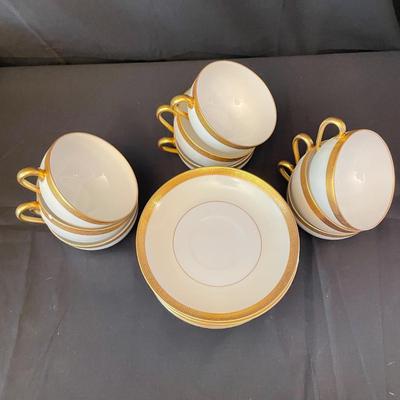 12-Person Noritake Halcyon China Set (LR-SS)