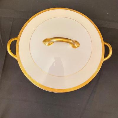 12-Person Noritake Halcyon China Set (LR-SS)
