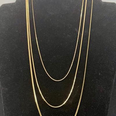 Sale Photo Thumbnail #361: 15”, 19” and 22” chains all hooked together.  Good condition.
